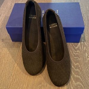 Stuart Weitzman brown flats size 7